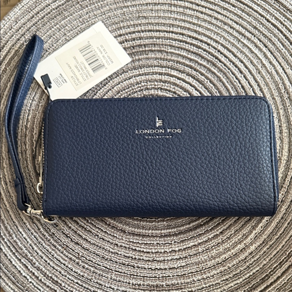 London Fog Navy Blue Women's Wallet NWT